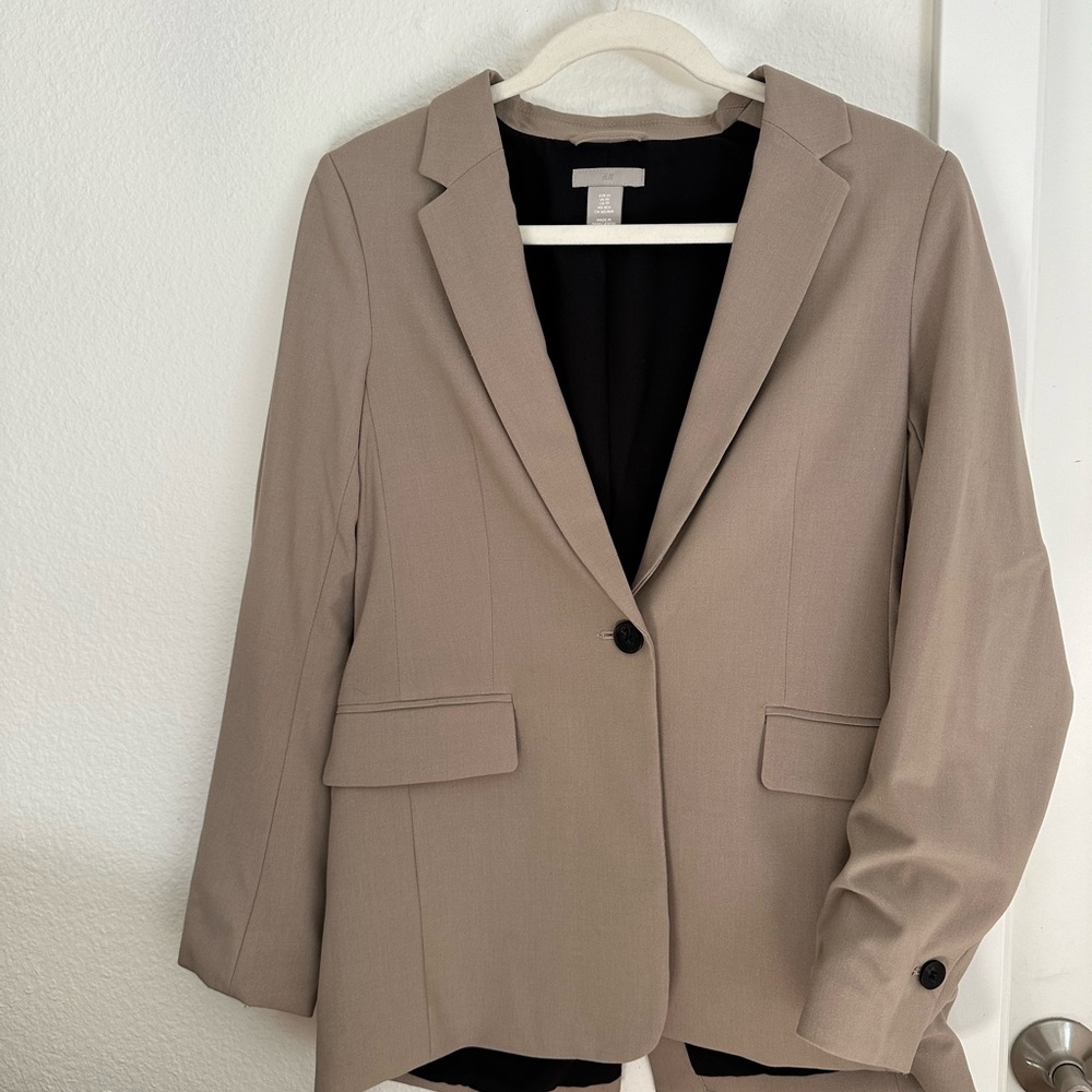 H&M Taupe Blazer